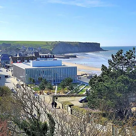 Le Ruban Bleu Face A La 4* Arromanches-les-Bains
