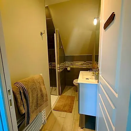 Panzió Le Ruban Bleu Face A La 4*